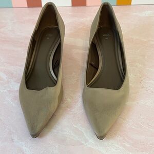 Zara Women's Peau-de-soie Taupe Pointed Heels